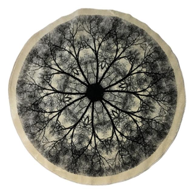 فرش دایره مدل شاخه رنگ کرم و مشکی